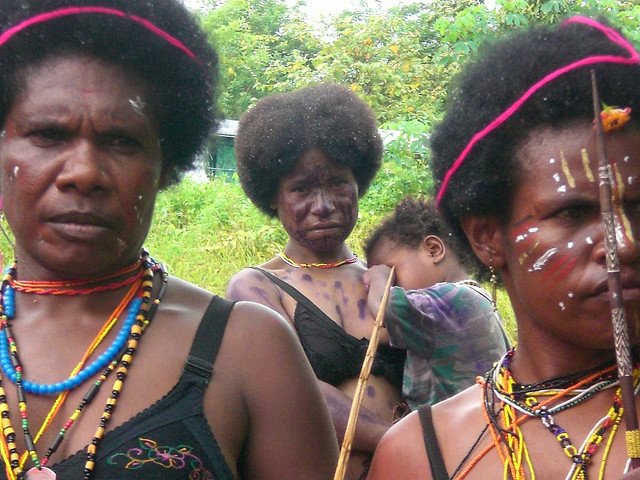 Жінки Папуа-Нової Гвінеї