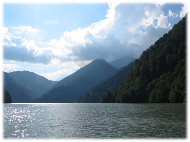 Озеро Ріца