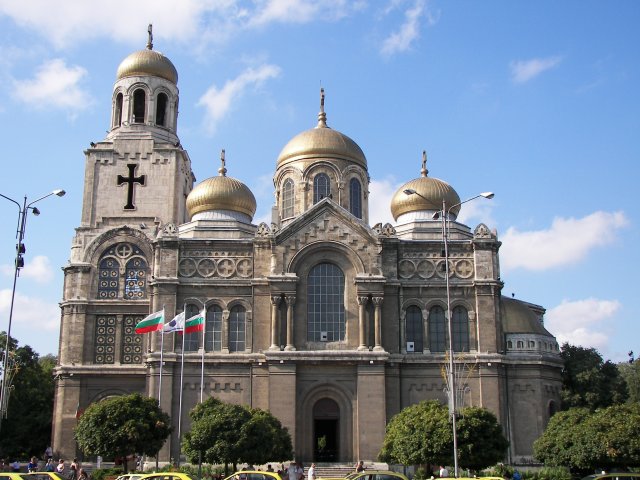 Успенський Кафедральний собор Пресвятої Богородиці у Варні